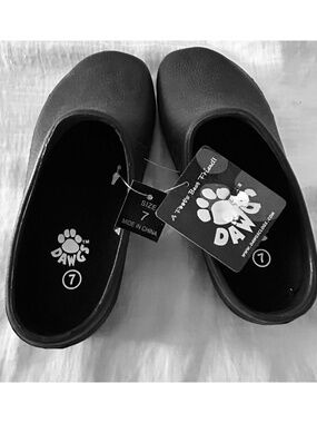 DAWGS, ULTRASOFT WORKING STYLE, BLACK, SIZE 7, NO HOLES ON TOP OFTEN REFERRED TO